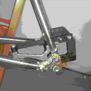 Disc brake tool on the dummy axle in 'ready to braze position'